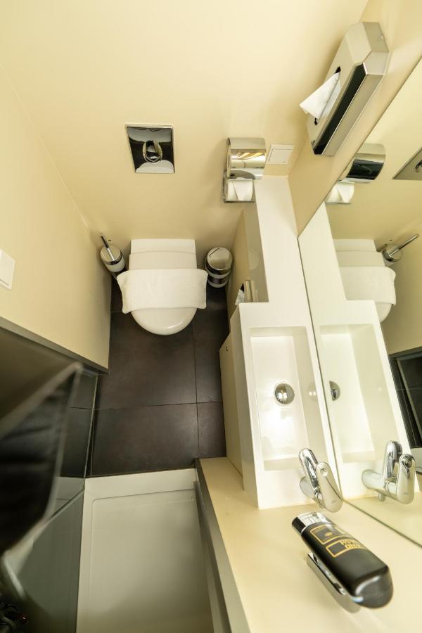 Hotel Duesseldorfer Hof Frankfurt am Main Ngoại thất bức ảnh
