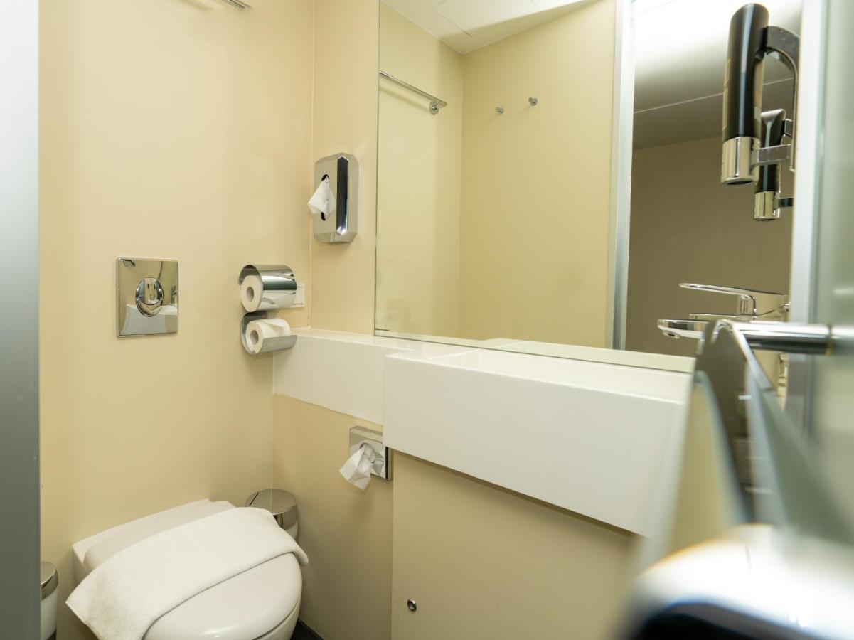 Hotel Duesseldorfer Hof Frankfurt am Main Ngoại thất bức ảnh