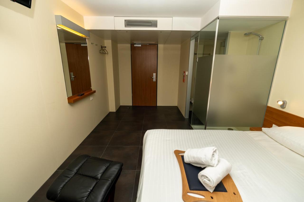 Hotel Duesseldorfer Hof Frankfurt am Main Ngoại thất bức ảnh